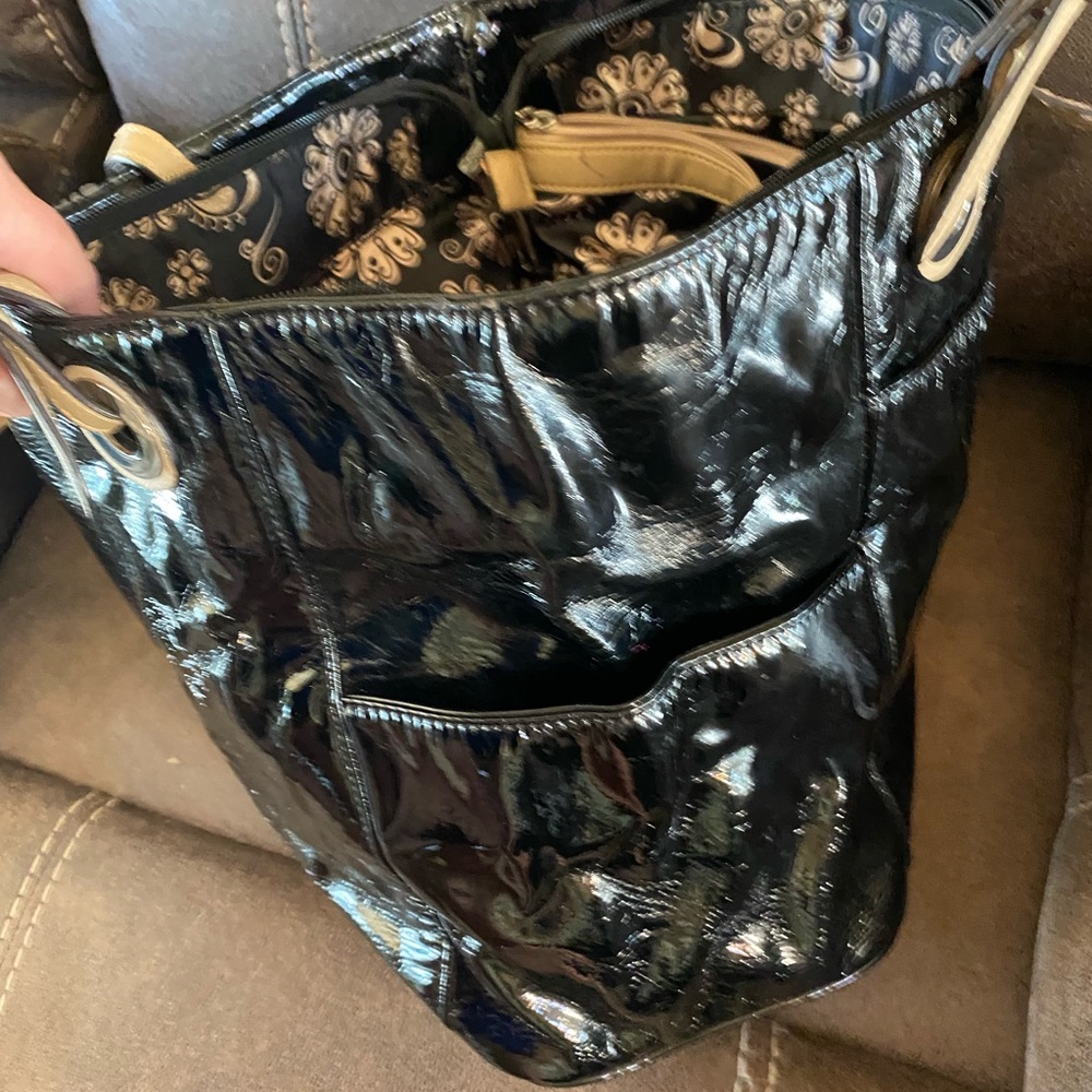 Rich black Paton leather purse is a show stopper - Picture 4 of 6